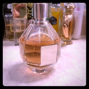 Viktor & Rolf Flowerbomb